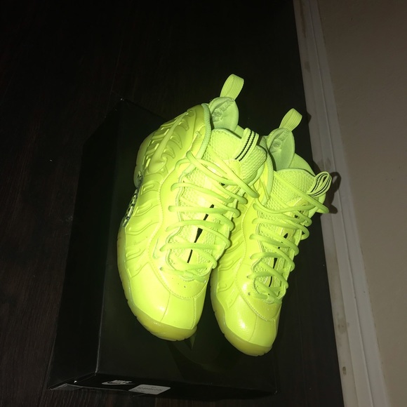 Nike Foamposite neon - Picture 3 of 7